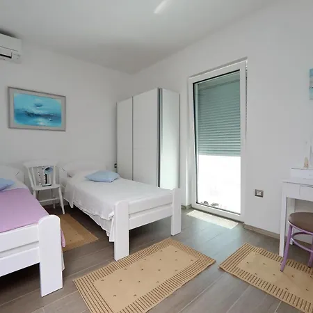 Apartamento Marina S Pogledom, Sukošan