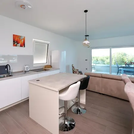 Marina S Pogledom, Apartamento Sukošan