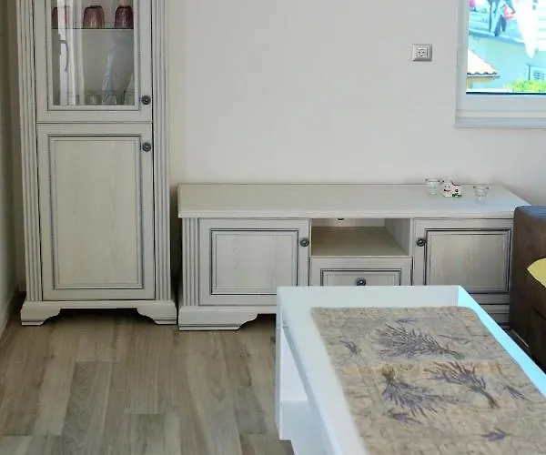 Appartement Marina S Pogledom, *