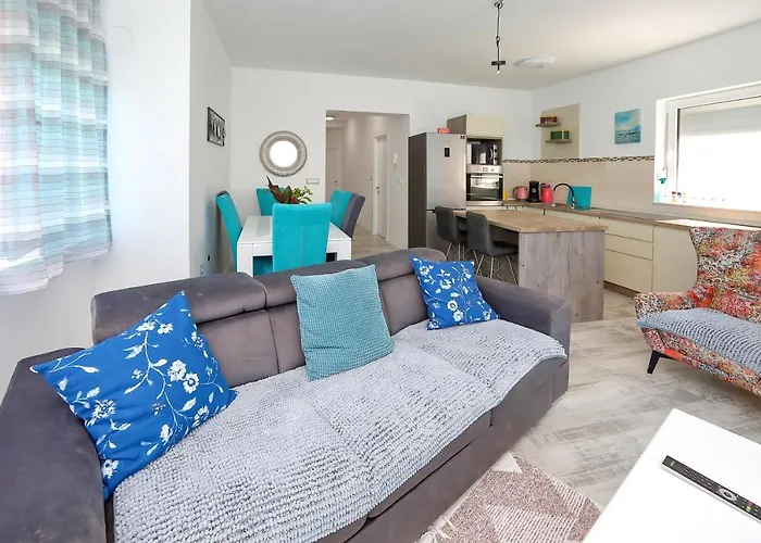 Appartement Marina S Pogledom, Sukošan