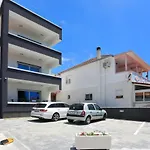 Marina S Pogledom, Apartamento *