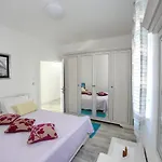Marina S Pogledom, Apartamento *