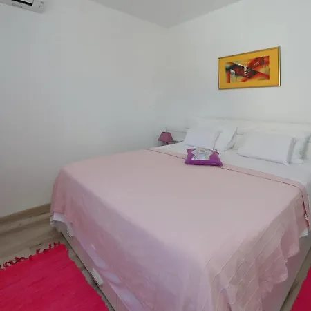 Apartment Marina S Pogledom,